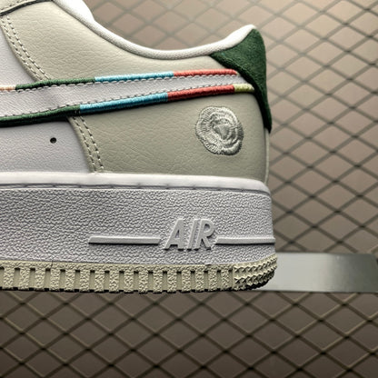 NIKE AIR FORCE 1