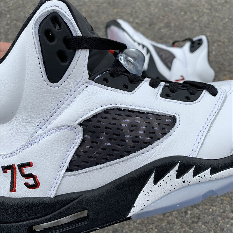 AIR JORDAN 5