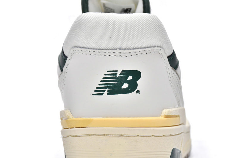 NEW BALANCE 550