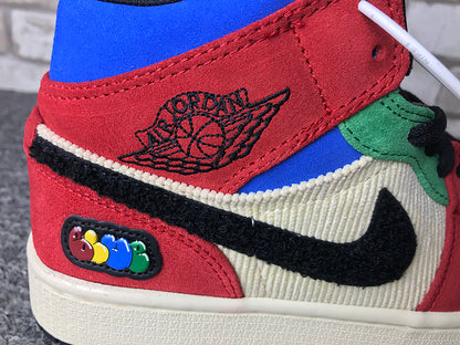 NIKE AIR JORDAN 1