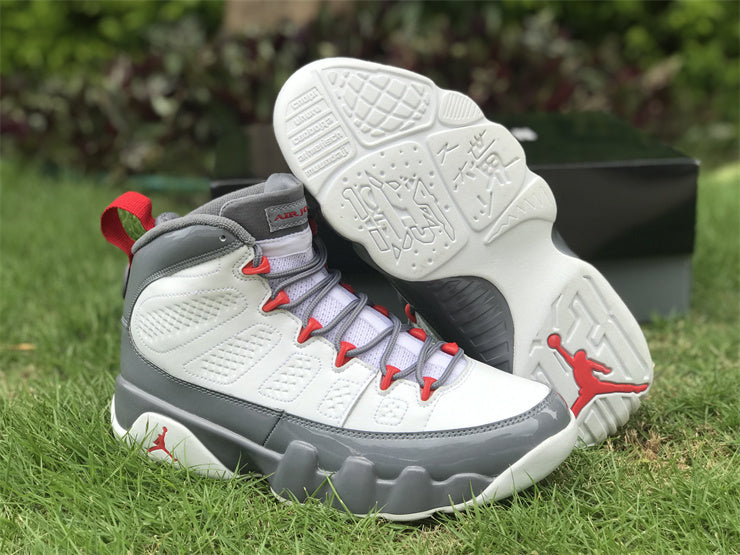 AIR JORDAN 9