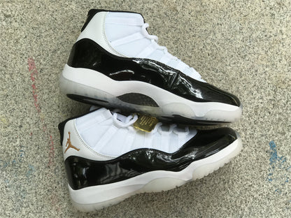AIR JORDAN 11