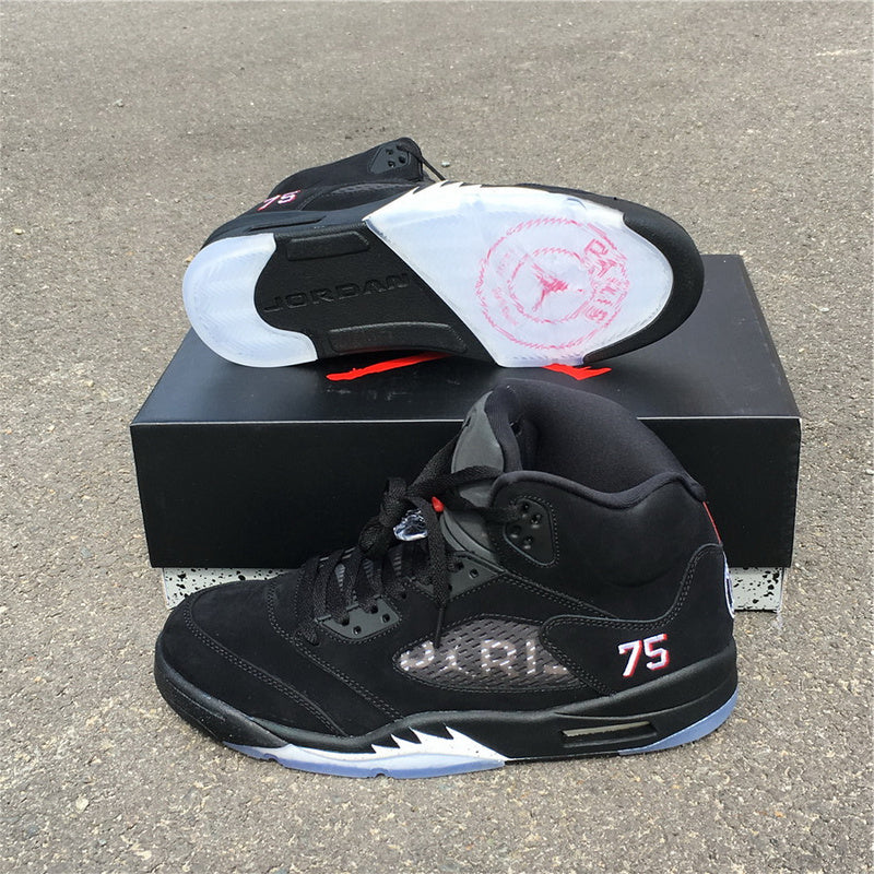 AIR JORDAN 5