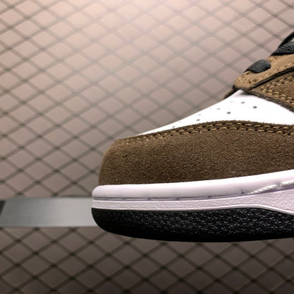NIKE DUNK LOW