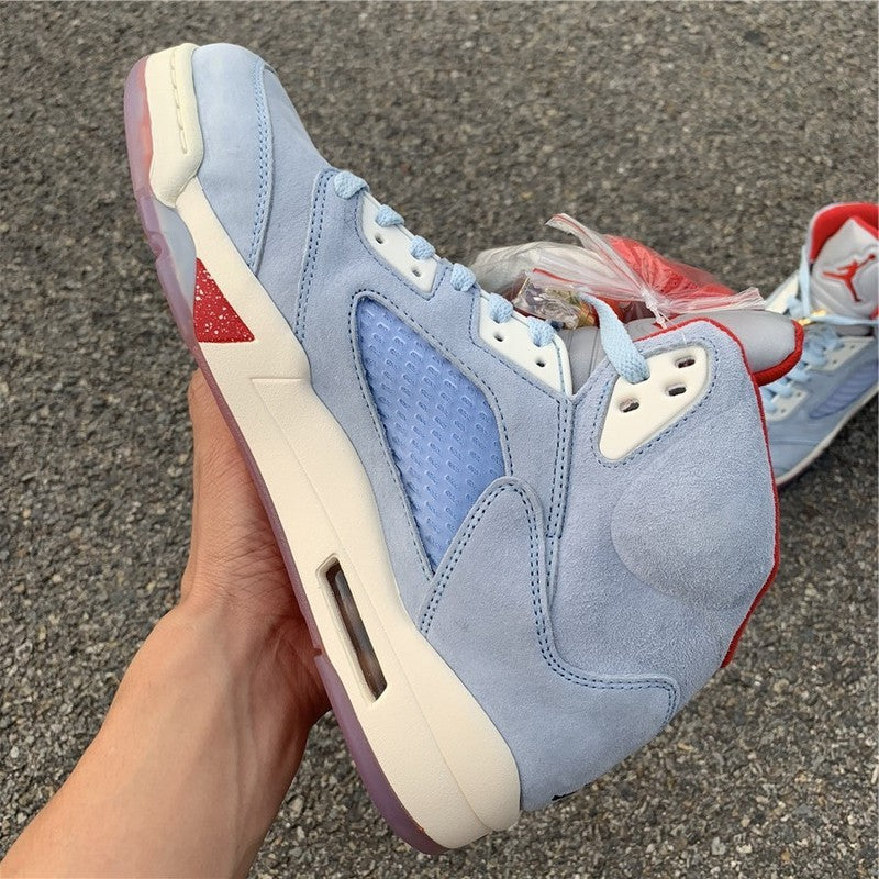 AIR JORDAN 5