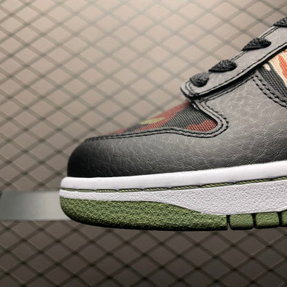 NIKE DUNK LOW