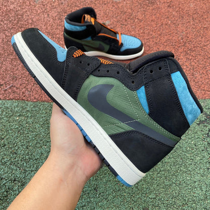 NIKE AIR JORDAN 1