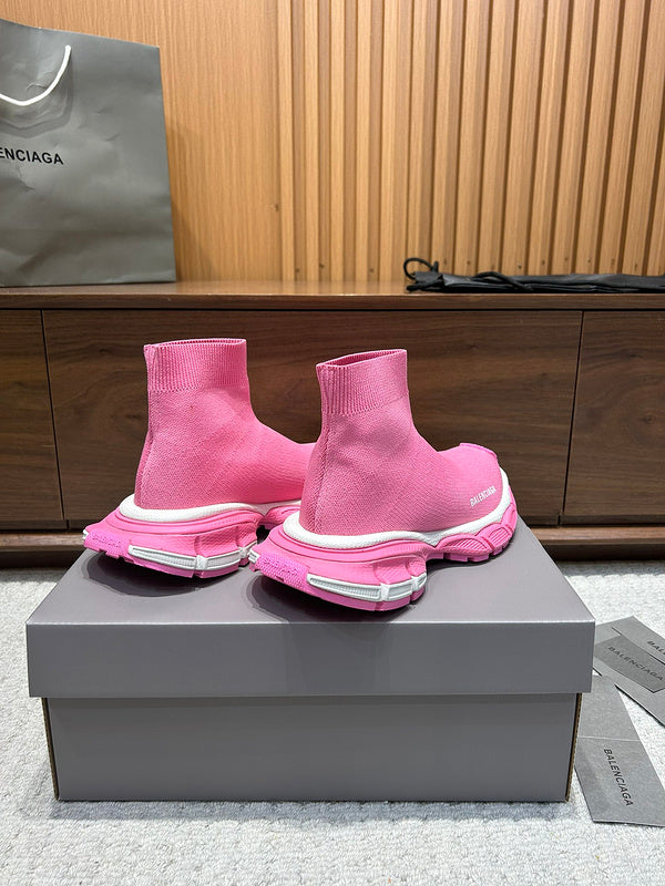 BALENCIAGA