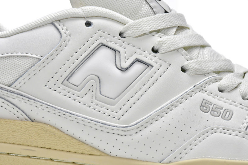NEW BALANCE 550