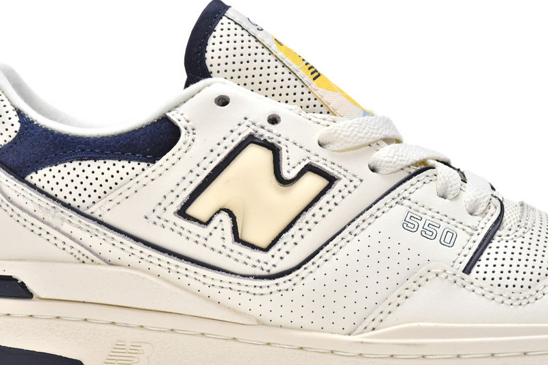 NEW BALANCE 550