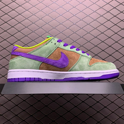 NIKE DUNK LOW