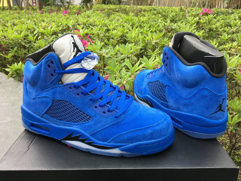 AIR JORDAN 5
