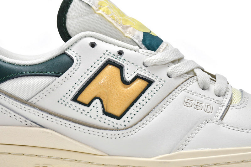 NEW BALANCE 550