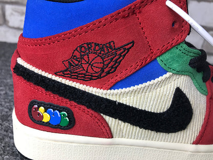 NIKE AIR JORDAN 1