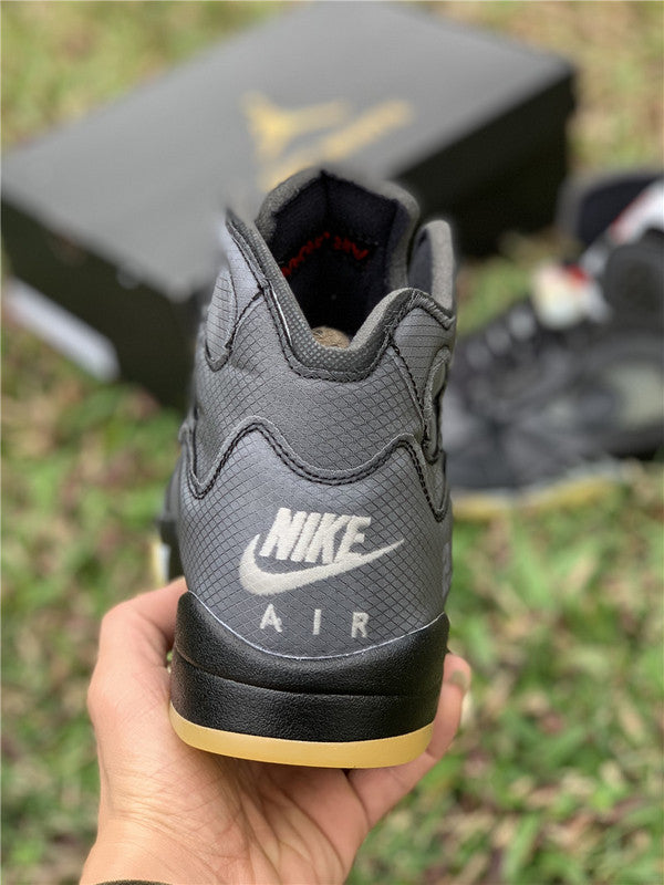 AIR JORDAN 5