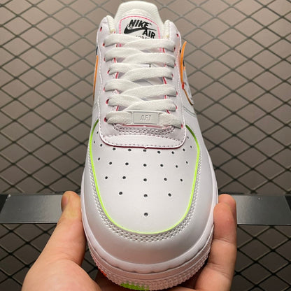 NIKE AIR FORCE 1