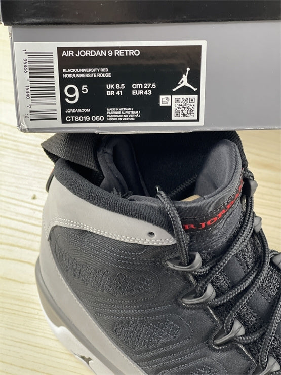 AIR JORDAN 9