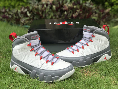 AIR JORDAN 9
