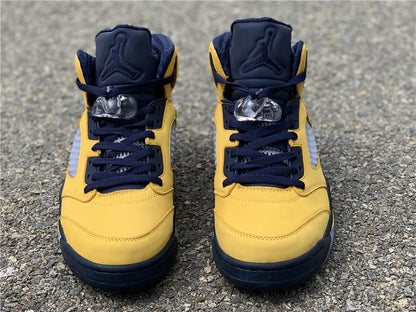 AIR JORDAN 5