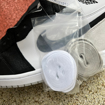 NIKE AIR JORDAN 1