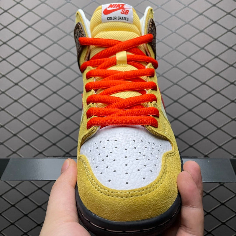 NIKE DUNK LOW