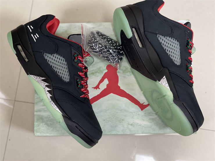 AIR JORDAN 5