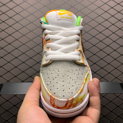 NIKE DUNK LOW