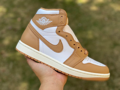 NIKE AIR JORDAN 1