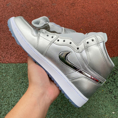 NIKE AIR JORDAN 1