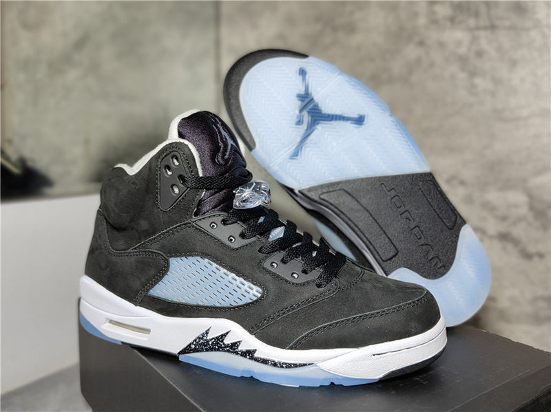 AIR JORDAN 5