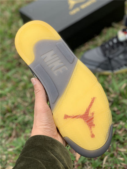 AIR JORDAN 5