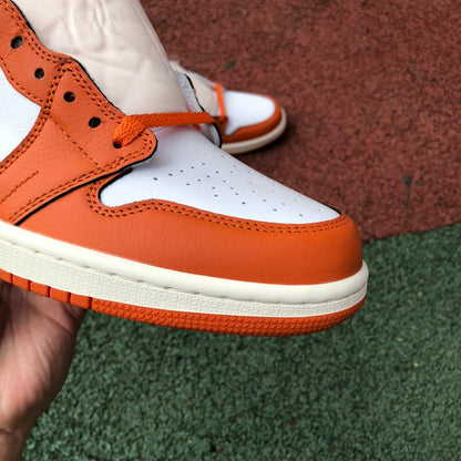 NIKE AIR JORDAN 1