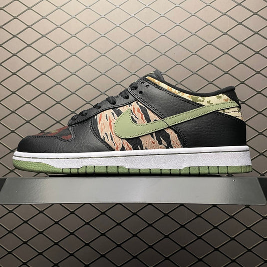 NIKE DUNK LOW