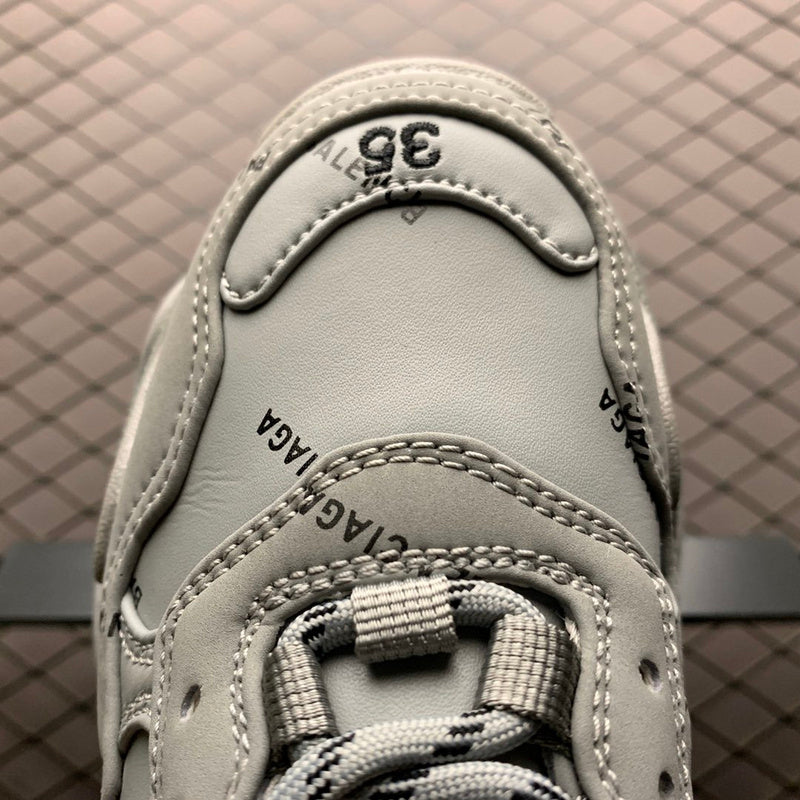 BALENCIAGA