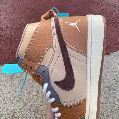 NIKE AIR JORDAN 1