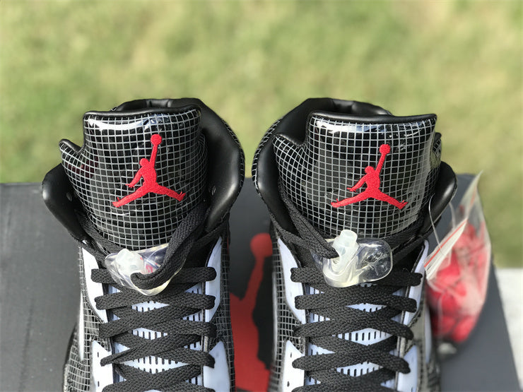 AIR JORDAN 5