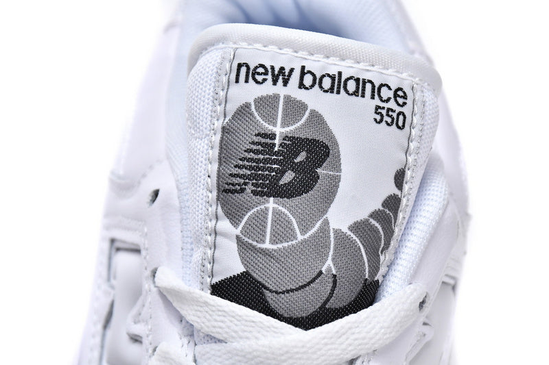 NEW BALANCE 550