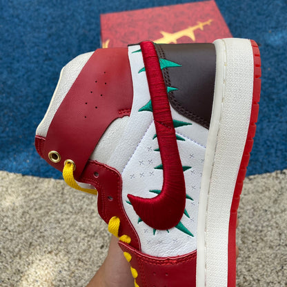 NIKE AIR JORDAN 1