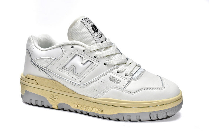 NEW BALANCE 550