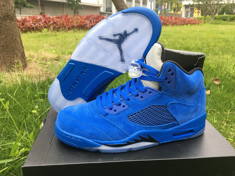 AIR JORDAN 5