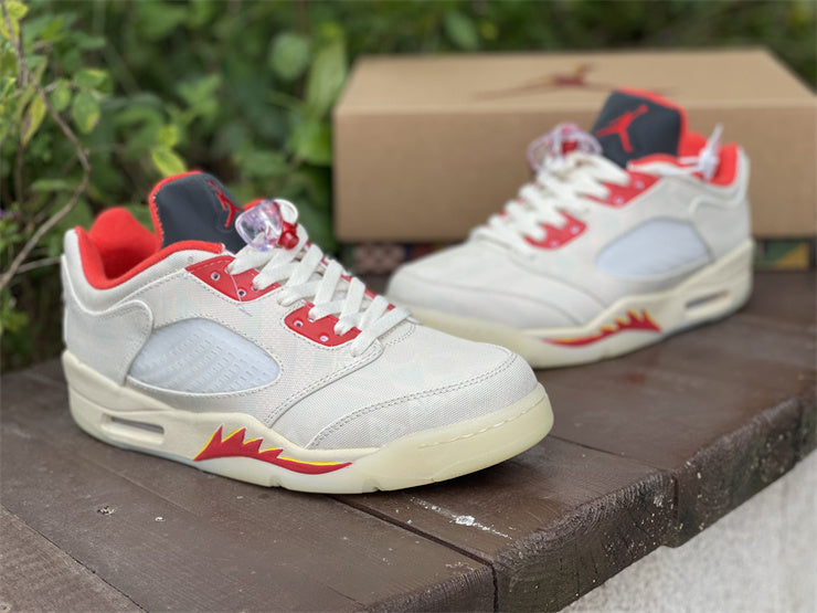 AIR JORDAN 5