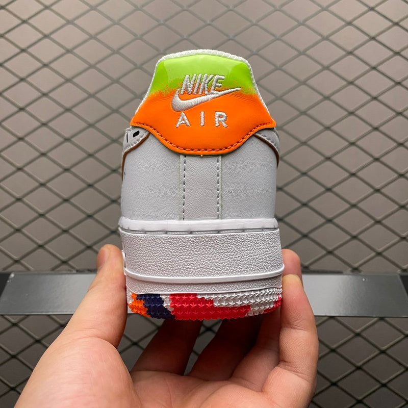 NIKE AIR FORCE 1