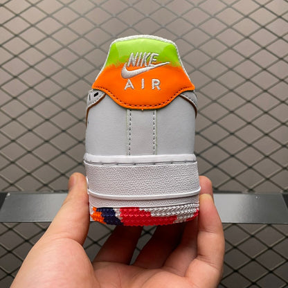 NIKE AIR FORCE 1