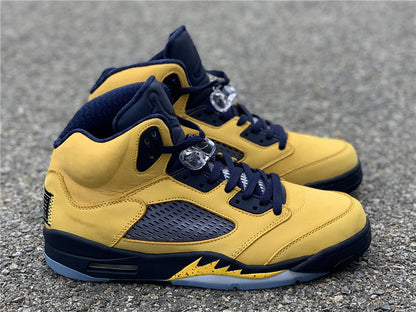 AIR JORDAN 5