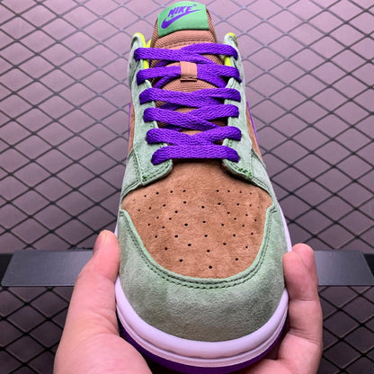 NIKE DUNK LOW