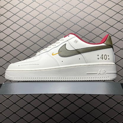 NIKE AIR FORCE 1