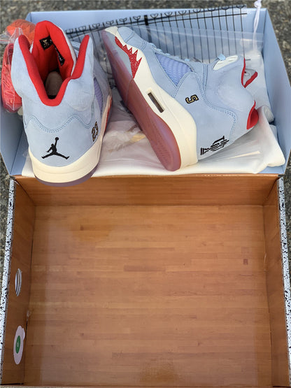 AIR JORDAN 5