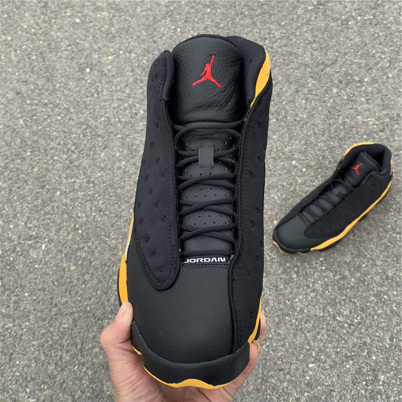 AIR JORDAN 13
