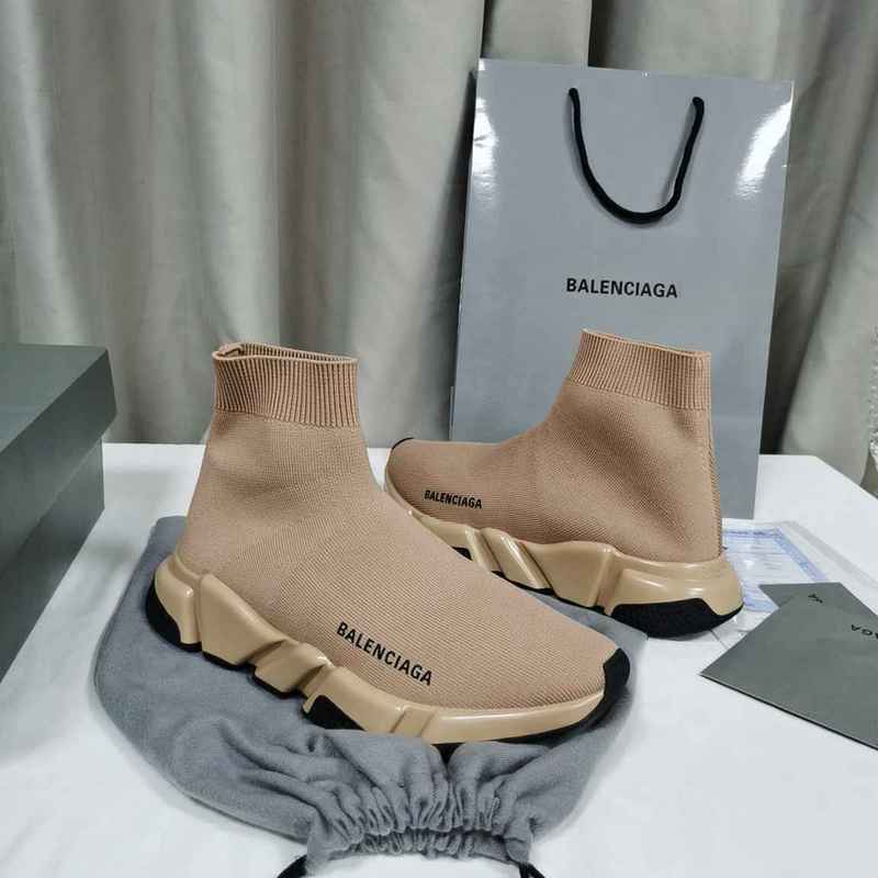 BALENCIAGA