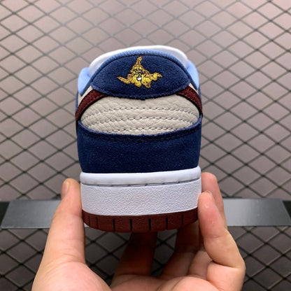 NIKE DUNK LOW